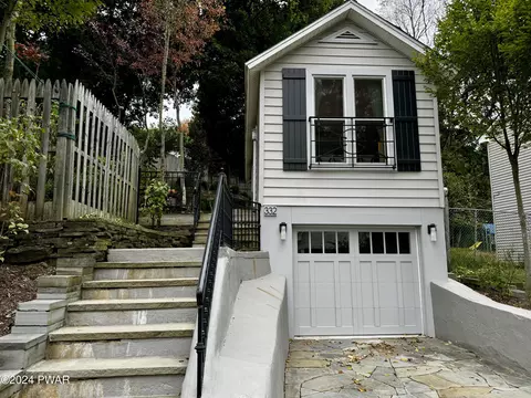 332 Ridge St, Honesdale, PA 18431