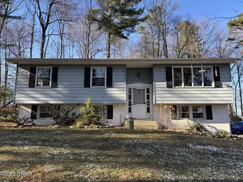 117 No Name Blvd, Shohola, PA 18458