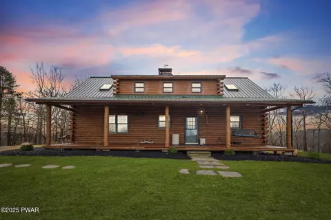 32 Bolts Ln, Damascus, PA 18415