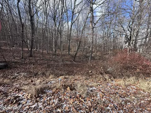 lot2377 Southport Dr, Bushkill, PA 18324