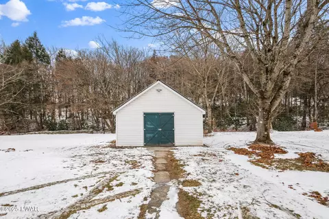 77 River Rd, Prompton, PA 18456 photo 7