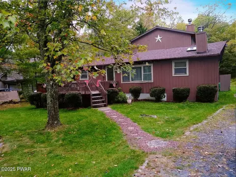 229 Lake Dr, Dingmans Ferry, PA 18328