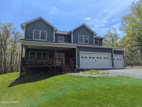 210 Owego Tpke, Shohola, PA 18458