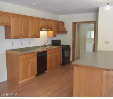 236 Vine St, Honesdale, PA 18431