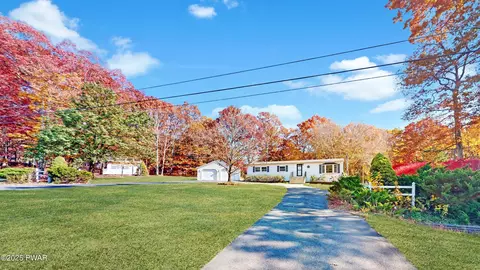 188 Well Rd, Greeley, PA 18425