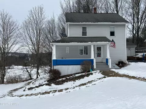 1279 Bridge St, Honesdale, PA 18431