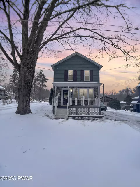 416 Maple St, Browndale, PA 18421
