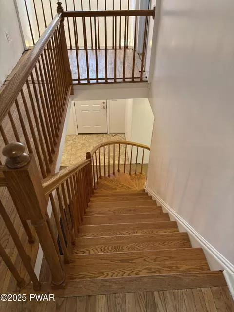 973 E Drinker St, Dunmore, PA 18512 photo 21