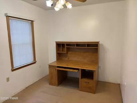 973 E Drinker St, Dunmore, PA 18512 photo 18