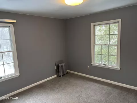 973 E Drinker St, Dunmore, PA 18512 photo 28