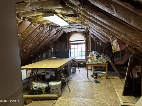 973 E Drinker St, Dunmore, PA 18512 photo 42