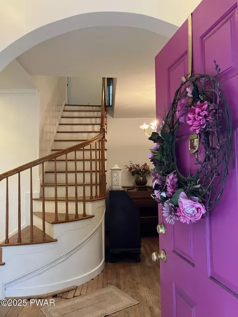 973 E Drinker St, Dunmore, PA 18512 photo 9