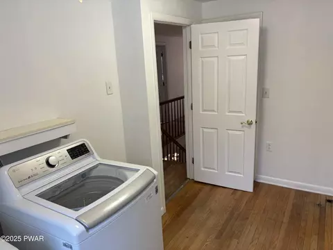 973 E Drinker St, Dunmore, PA 18512 photo 26