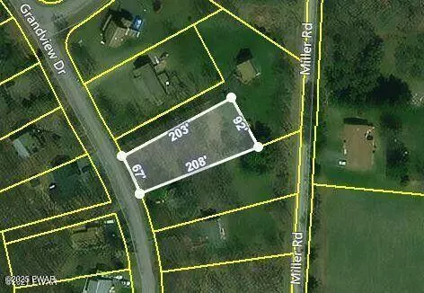 56 Grandview Dr, Lake Ariel, PA 18436