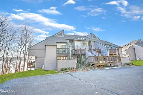 106 Circle Grn, Paupack, PA 18451