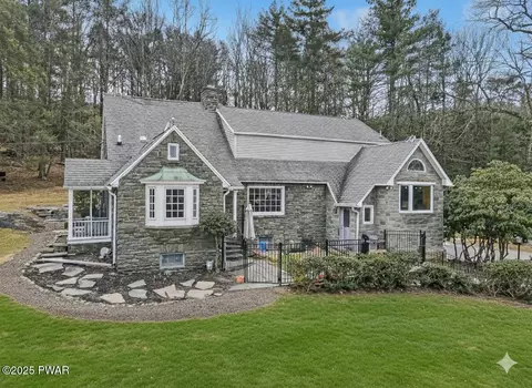 526 Rt 507, Paupack, PA 18451
