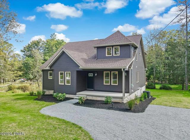 25 Quaking Aspen Ln, Lake Ariel, PA 18436 | MLS# 243535 | 19 Photos ...