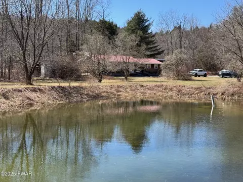 476 Braman Rd, Equinunk, PA 18417