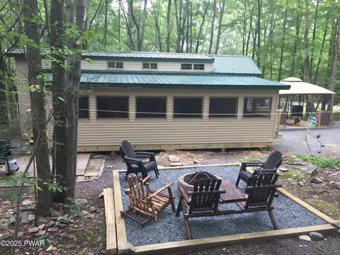 226 Shohola Pkwy, Shohola, PA 18458