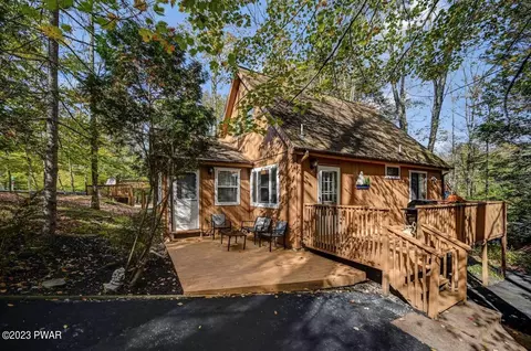 1046 Tomahawk Rd, Lake Ariel, PA 18436