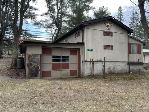 65 Cone Ln, Hawley, PA 18428