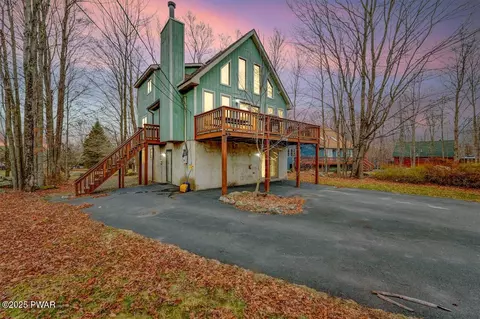 67 Windemere Ln, Lake Ariel, PA 18436