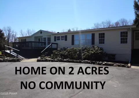 364 Roemerville Rd, Greentown, PA 18426