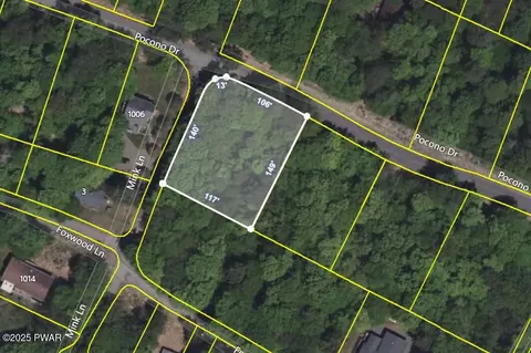 31-32 Pocono Dr, Gouldsboro, PA 18424