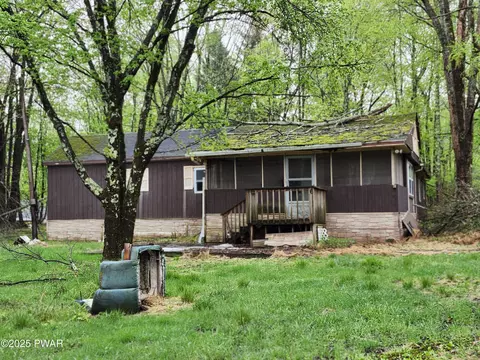 6 Reid Ave, Honesdale, PA 18431