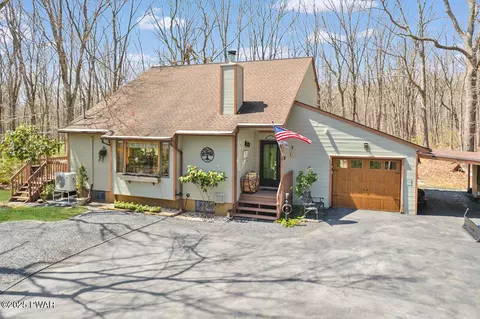 125 Wild Wood Ter, Shohola, PA 18458