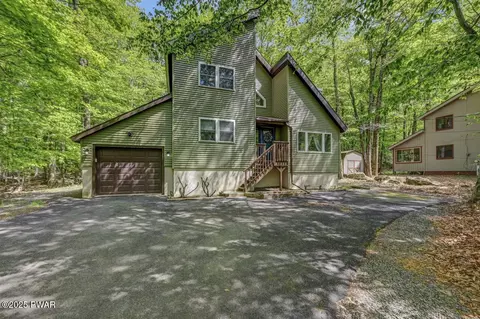 522 Northgate Rd, Lake Ariel, PA 18436