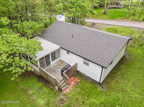 147 Spring Dr, Dingmans Ferry, PA 18328 photo 44