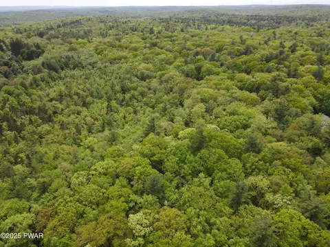 lot1725 Tan Oak Dr, Milford, PA 18337