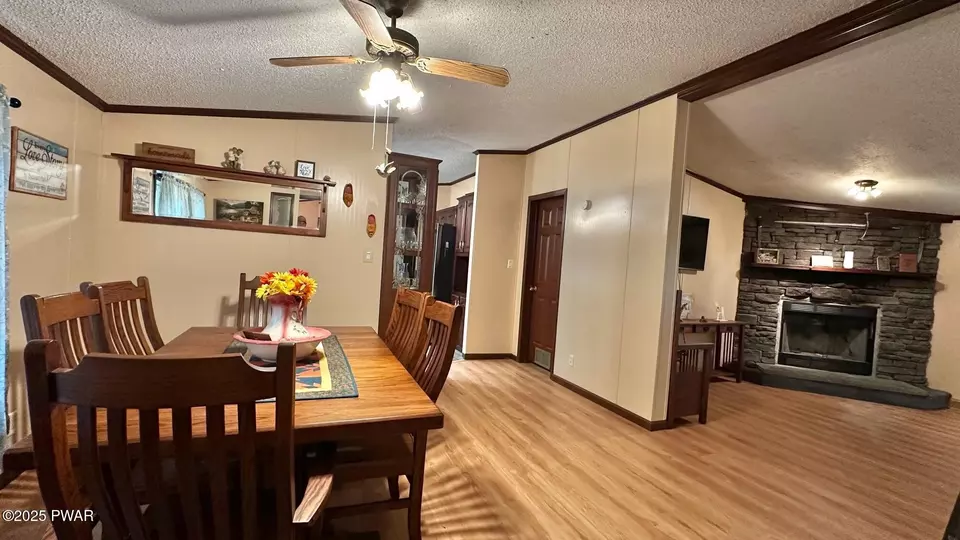 Dining - 10 Sutter Ct, Hawley, PA 18428 photo 3 of 3