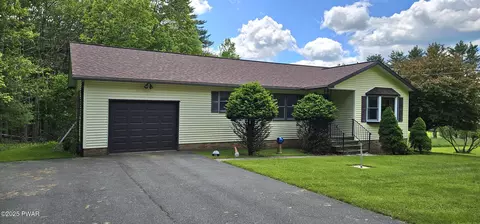 24 Buff Rd, Cochecton, NY 12726