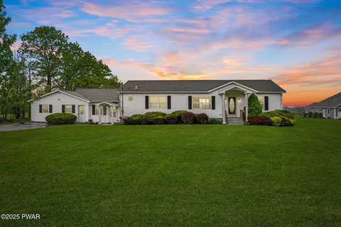 232 Spinner Rd, Honesdale, PA 18431