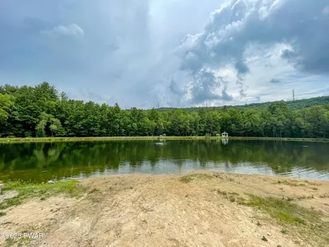 1086 Hampstead Rd, Bushkill, PA 18324 photo 59