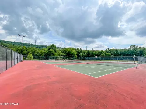 1086 Hampstead Rd, Bushkill, PA 18324 photo 65