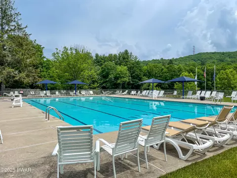 1086 Hampstead Rd, Bushkill, PA 18324 photo 64