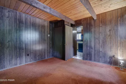 1086 Hampstead Rd, Bushkill, PA 18324 photo 21