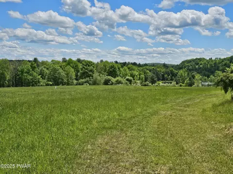 28 Trinity Mews, Honesdale, PA 18431