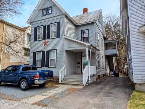 314 11th St, Honesdale, PA 18431