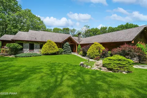 133 Nicoll Ln, Henryville, PA 18332