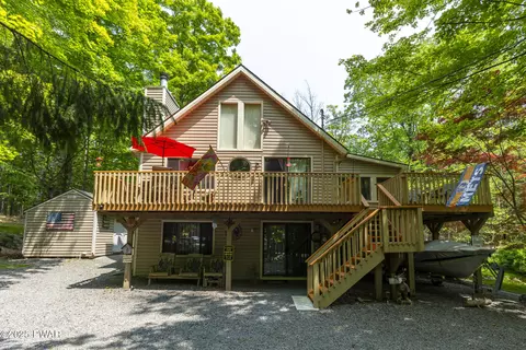 127 Northwood Ter, Lake Ariel, PA 18436