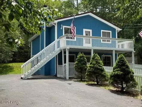 149 Heather Hill Rd, Dingmans Ferry, PA 18328