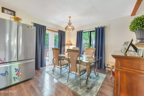 Dining - 103 Westfall Dr, Dingmans Ferry, PA 18328 photo 2 of 2