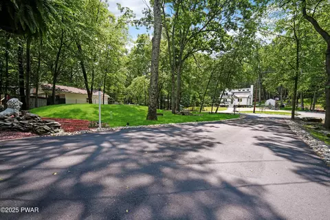 Exterior - 103 Westfall Dr, Dingmans Ferry, PA 18328 photo 10 of 13