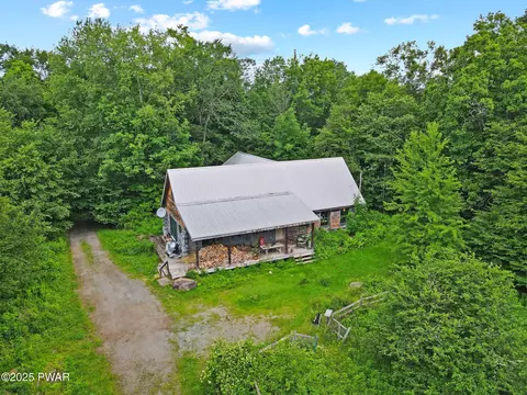 190 Erk Rd, Honesdale, PA 18431