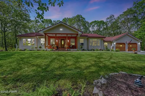 123 Timber Ridge Dr, Shohola, PA 18458