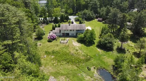 177 Crane Rd, Lakeville, PA 18438
